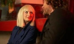 电影 卡蜜儿 在线观看,跨越时代的爱情传奇，探寻灵魂深处的共鸣